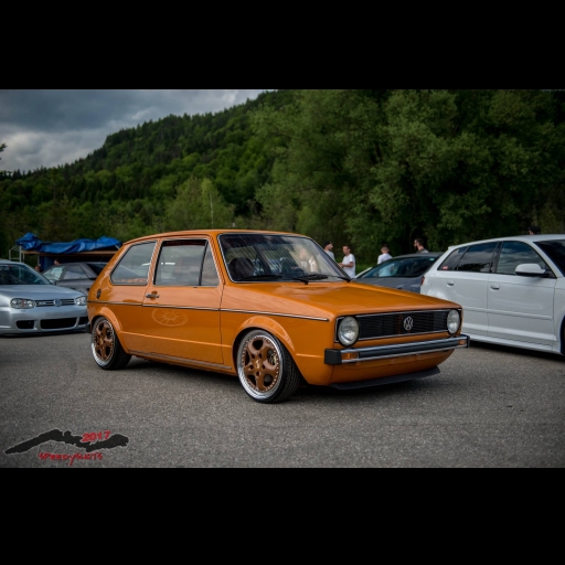 golfgti1_(3).jpg