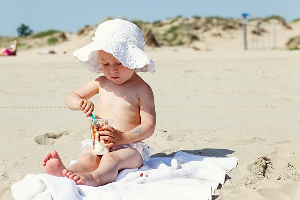 bambino_gelato_spiaggia.jpeg